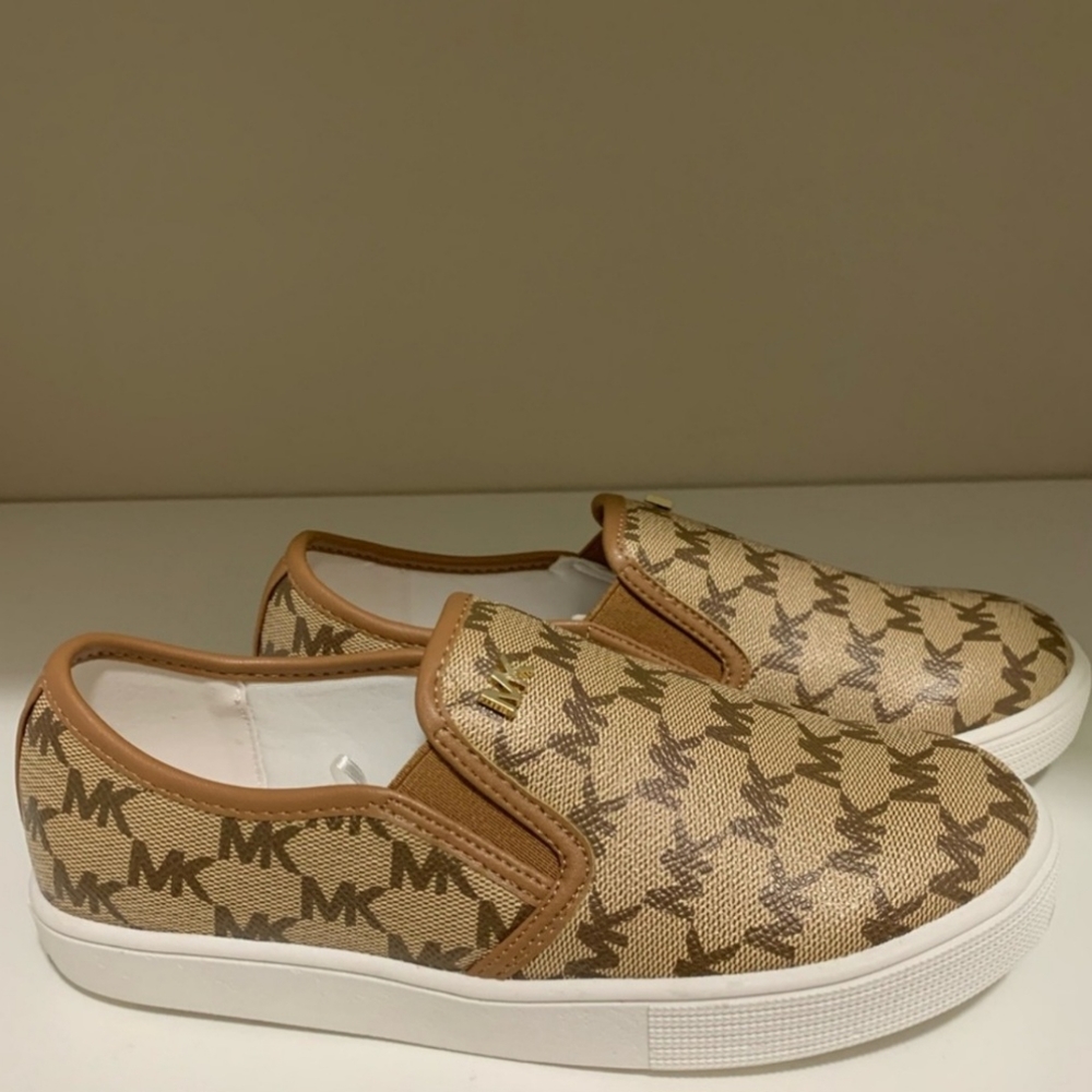 Michael kors girl shoe size 3 new - Picture 1 of 4